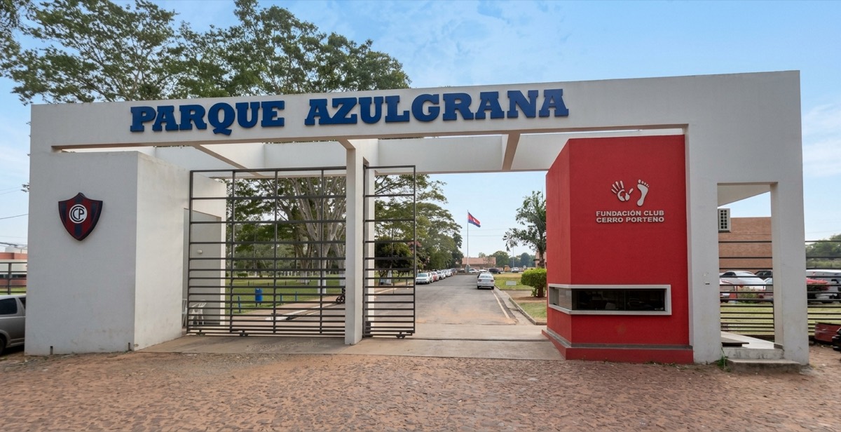 Ypané 的 Parque Azulgrana 入口立面